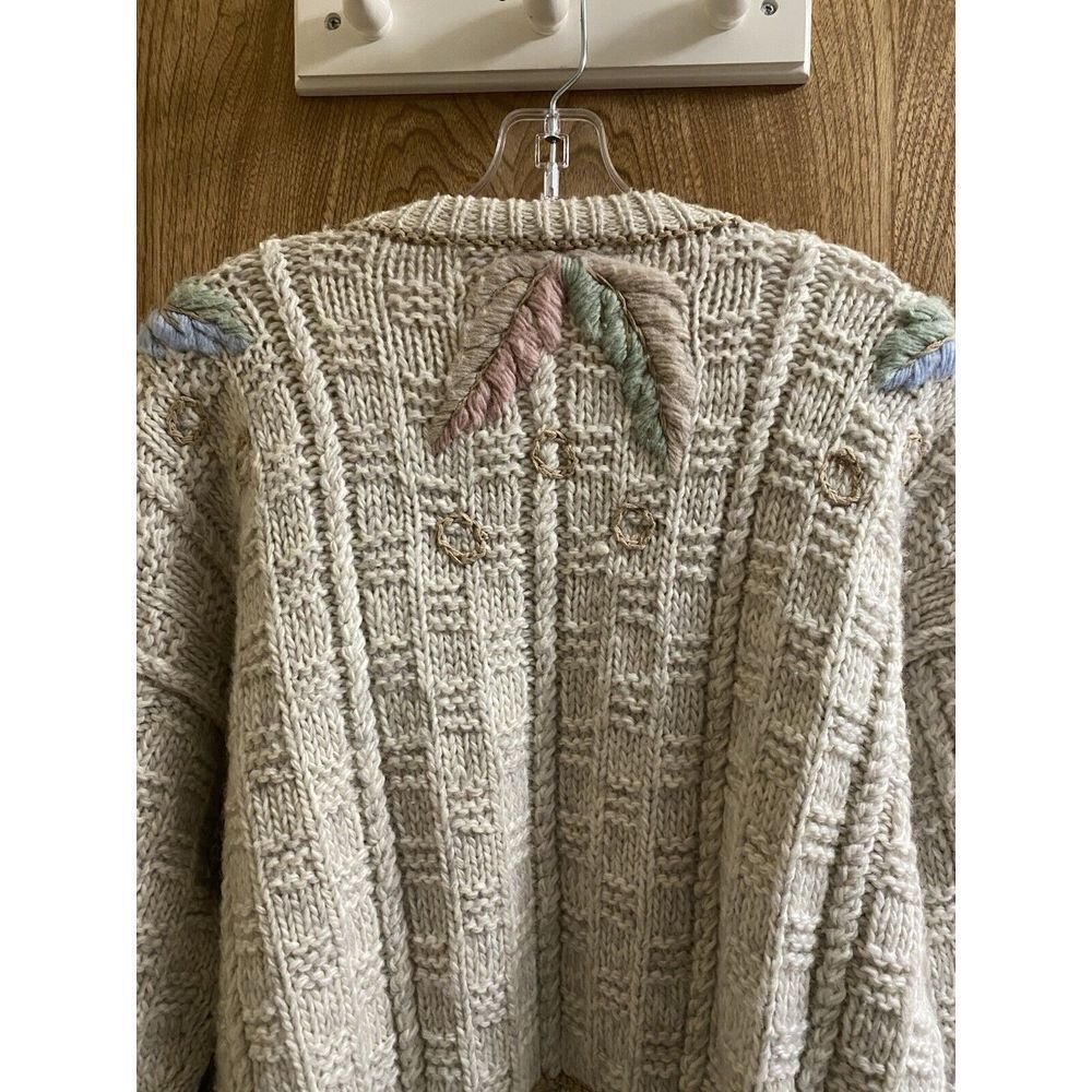 Vintage Liz Claiborne Hand Knit Wool Button-up Sweater Pastel Designs Grandma L - Picture 9 of 16